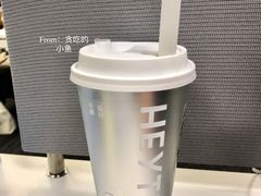 -喜茶(深圳万象城黑金店)