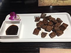 -HIHE Bistro·Oyster Bar(华熙live店)