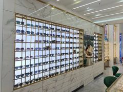 -世纪大明眼镜·林德伯格·蔡司官方授权店(武昌旗舰店)