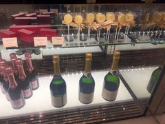 -上海半岛酒店·半岛精品店