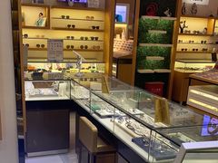 -光明眼镜·蔡司授权(徐泾店)