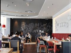 大堂-必胜客(华南摩尔店)