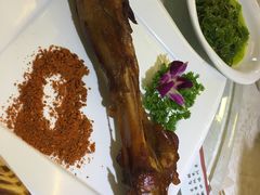 -赶海部落海鲜城(海阳路店)