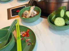 -润园四季椰子鸡火锅(卓越INTOWN店)