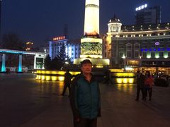 -人民防洪胜利纪念塔