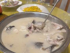 -雪湖煜辰鱼头老店(雪野湖店)