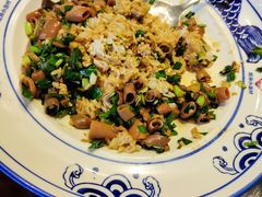 -旺角小渔村·海肠捞饭开创者(环山路店)