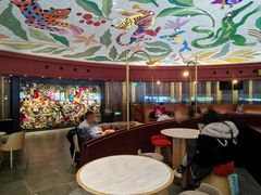 大堂-星巴克(迪士尼小镇店)