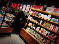 零售区-星巴克(杭州嘉里中心4F店)