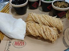-丁里羊肉小镇(天鹅湖总店)