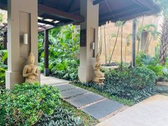 -三亚湾海居雅高铂尔曼度假酒店