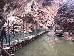 -天山神秘大峡谷