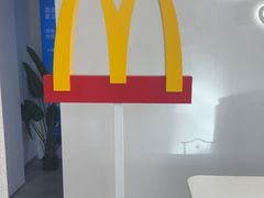 -麦当劳(徐汇漕溪北路百脑汇店)