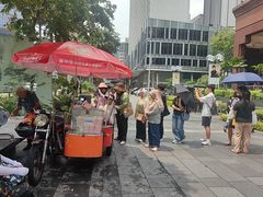 -詹爷爷乌节路街头冰淇淋