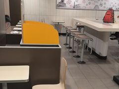 -麦当劳(西客站店)