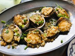 蒜蓉酱汁鲍鱼-七鲜渔港美食餐厅(巽寮湾海景店)
