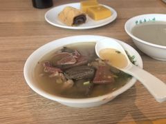 -护国寺小吃店(红莲南路店)