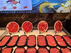 -雍容荟帝王蟹活龙虾展台自助(IFS黑金店)