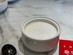 顺德双皮奶-粤仔湾砂锅粥(金太湖店)
