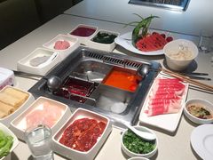-海底捞火锅鲜切牛肉主题店(长寿路店)