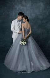 -莫兰迪婚纱摄影
