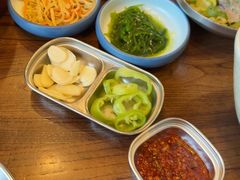 -明洞阿姨·韩式酱蟹烤肉·创意料理(方庄店)