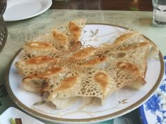 鲜肉韭菜煎饺-石老头关东饺子王·东北菜(嘉华鑫城店)