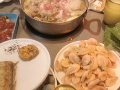 -黑金·寻焰自助百汇·烤肉·火锅(中街店)