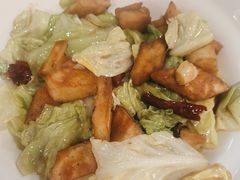 -汗腾格里·风味餐厅(新疆驻京办店)