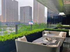 -丽思卡尔顿·炙焰·铁板烧餐厅