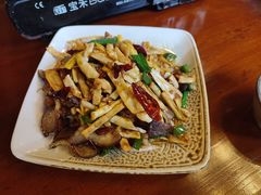 -苗湘食府(十年店)