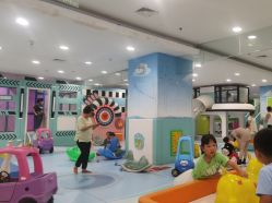 -孩子王童乐园(唐山万达广场店)