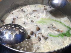 -湯系·煲汤手艺人(东二环泰禾广场店)