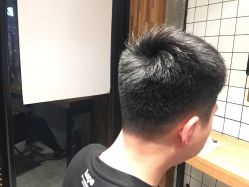 -PE SALON