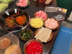 -渝井巷重庆老火锅(沈阳吉祥店)