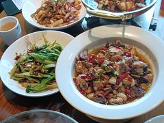 -爱碗亭·鲜炒湖南菜(壹城中心店)