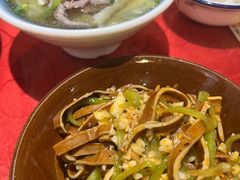 -冯烫烫跷脚牛肉·川菜小馆(武胜西街店)
