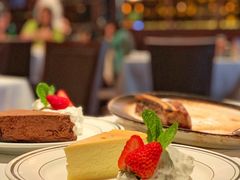 芝士蛋糕-Wolfgang’s Steakhouse 沃夫冈牛排馆(上海白玉兰广场店)