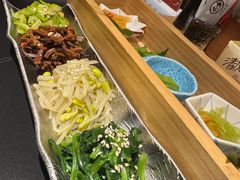 -山川小町·极番烧肉(新地假日广场店)