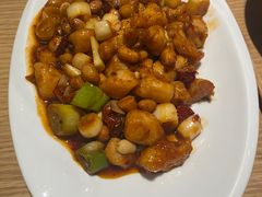 -渝信川菜 · 川味家常菜(财富购物中心店)