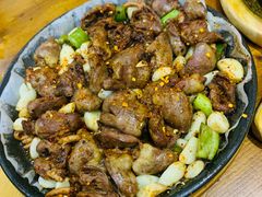 -老东镇啤酒屋海鲜加工·蒸汽海鲜·海鲜烧烤(台东店)