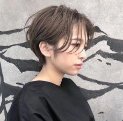 -AYO SALON