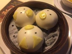 -新大咀港式茶餐厅(宝山万达店)