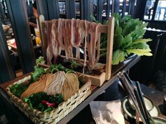 -湊湊火锅·茶憩(新中关购物中心店)
