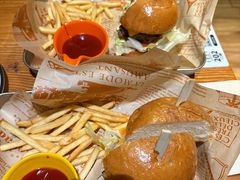 -麦落精酿啤酒餐吧(先农大院店)