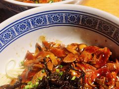 -沪西老弄堂面馆(定西路店)