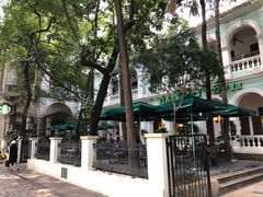 -星巴克臻选(广州沙面店)