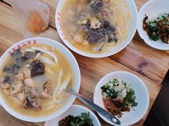 -文山荷鲜居(翠湖店)