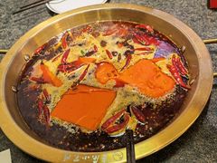 -小天鹅火锅·一线江景洪鼎旗舰店(洪崖洞店)