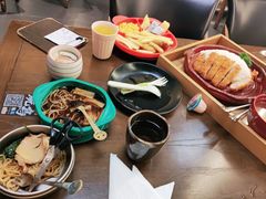 -一豚轩·烧鸟·豚骨拉面(五四路店)